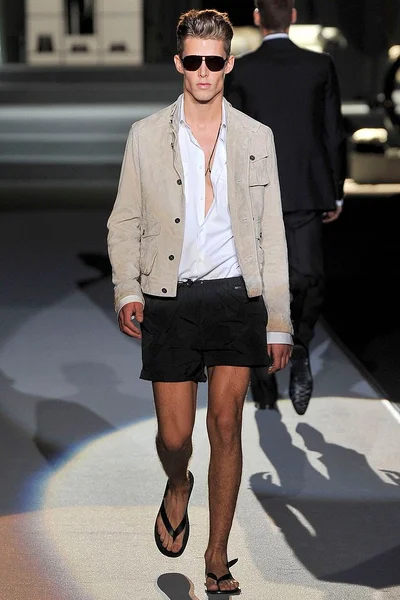 Look 36